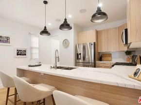 337 N Spaulding Avenue, Los Angeles CA 90036