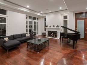 138 Voyage Mall, Marina Del Rey CA 90292