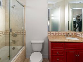 138 Voyage Mall, Marina Del Rey CA 90292