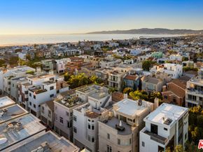 138 Voyage Mall, Marina Del Rey CA 90292