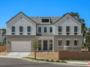 11091 Woodcrest Court, Chatsworth CA 91311