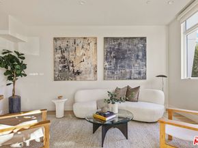 3230 S Barrington Avenue, Los Angeles CA 90066