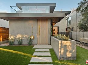 738 Palms Boulevard, Venice CA 90291