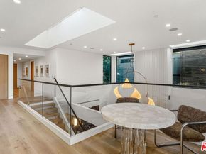 738 Palms Boulevard, Venice CA 90291