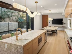 738 Palms Boulevard, Venice CA 90291