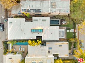 738 Palms Boulevard, Venice CA 90291