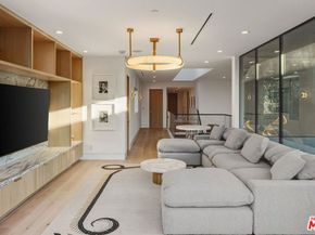 738 Palms Boulevard, Venice CA 90291