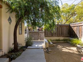 4022 Prospect Avenue, Los Angeles CA 90027