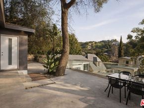 2633 N Commonwealth Avenue, Los Angeles CA 90027