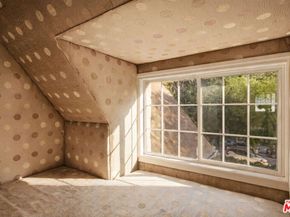 2633 N Commonwealth Avenue, Los Angeles CA 90027