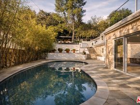 2633 N Commonwealth Avenue, Los Angeles CA 90027