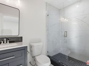 2633 N Commonwealth Avenue, Los Angeles CA 90027