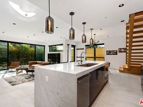 212 Bay Street 103, Santa Monica CA 90405