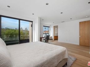 212 Bay Street 103, Santa Monica CA 90405