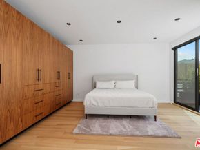 212 Bay Street 103, Santa Monica CA 90405