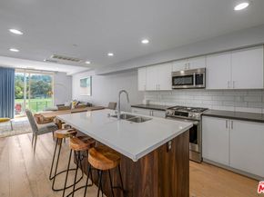 1405 Bates Avenue, Los Angeles CA 90027