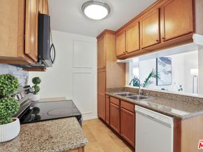 23304 Marigold Avenue X203, Torrance CA 90502