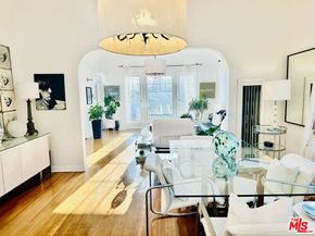 815 10th Street B, Santa Monica CA 90403