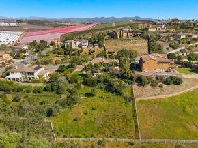 2105 Timneh Court, Oceanside CA 92057