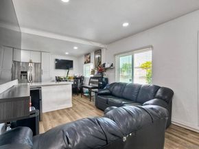 325 Gloria St, San Diego CA 92113