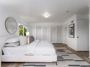 7850 Roseland Dr, La Jolla CA 92037