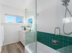 7850 Roseland Dr, La Jolla CA 92037