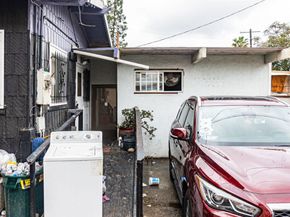 4913 Melrose Avenue, Los Angeles CA 90029