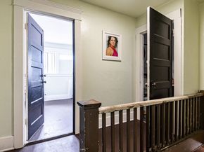 4913 Melrose Avenue, Los Angeles CA 90029