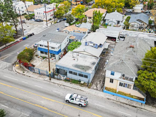 4913 Melrose Avenue, Los Angeles CA 90029