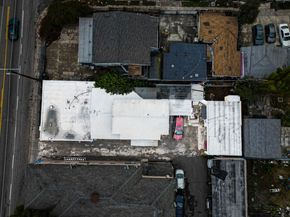 4913 Melrose Avenue, Los Angeles CA 90029