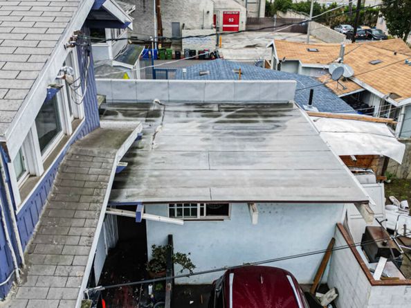 4913 Melrose Avenue, Los Angeles CA 90029