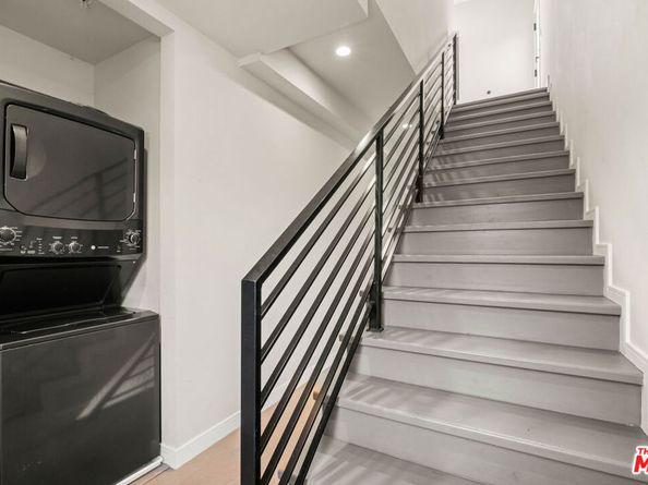 1205 Manzanita Street, Los Angeles CA 90029