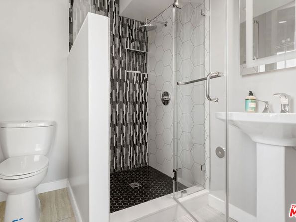 1205 Manzanita Street, Los Angeles CA 90029