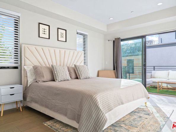 1205 Manzanita Street, Los Angeles CA 90029