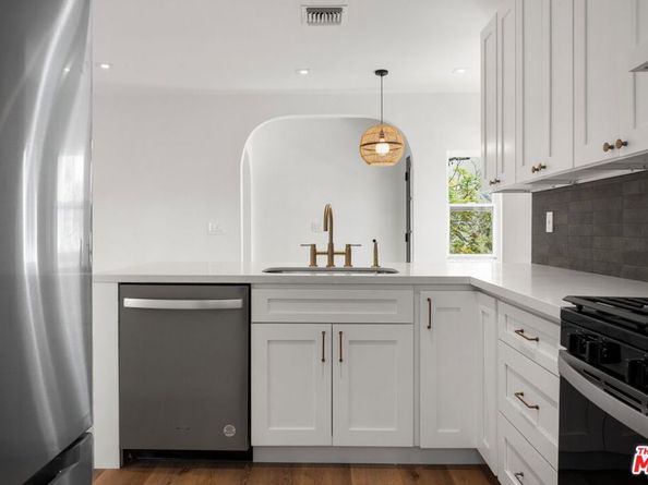 958 N Vista Street, Los Angeles CA 90046