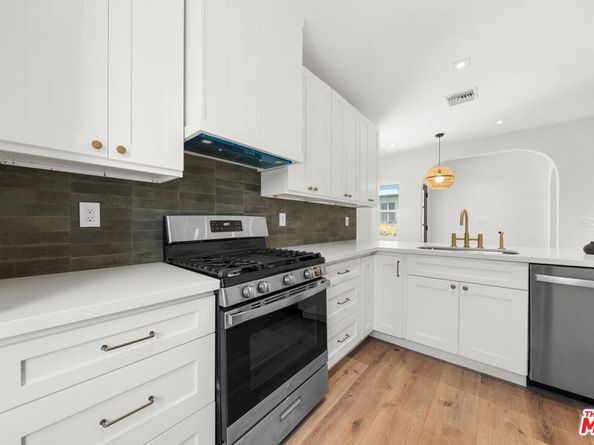 958 N Vista Street, Los Angeles CA 90046