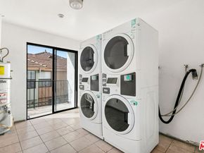 629 E Elk Avenue, Glendale CA 91205