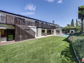 8674 Edwin Drive, Los Angeles CA 90046