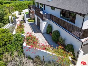 8674 Edwin Drive, Los Angeles CA 90046