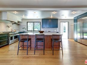 8674 Edwin Drive, Los Angeles CA 90046