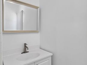 735 N Lima Street, Burbank CA 91505