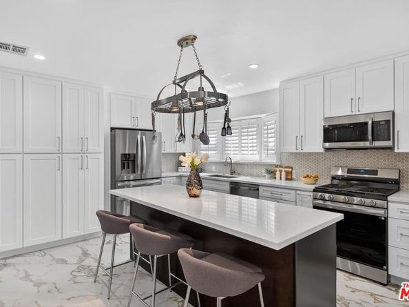 735 N Lima Street, Burbank CA 91505