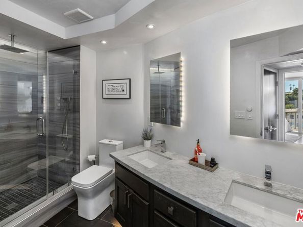 2260 N Cahuenga Boulevard 502, Los Angeles CA 90068