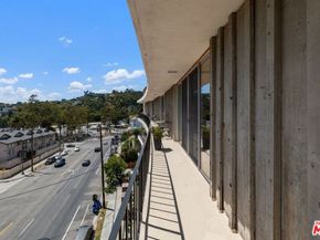 2260 N Cahuenga Boulevard 502, Los Angeles CA 90068