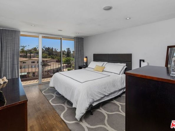2260 N Cahuenga Boulevard 502, Los Angeles CA 90068