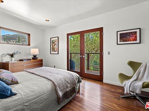 3234 Hillock Drive, Los Angeles CA 90068