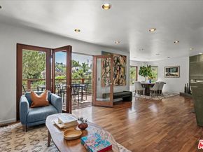 3234 Hillock Drive, Los Angeles CA 90068