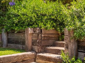 9648 Yoakum Drive, Beverly Hills CA 90210