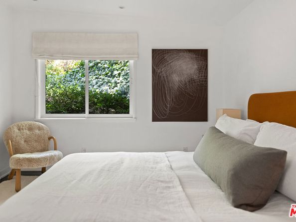 9648 Yoakum Drive, Beverly Hills CA 90210