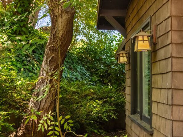 9648 Yoakum Drive, Beverly Hills CA 90210